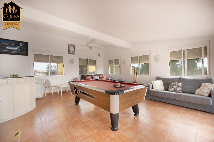 Image No.40-7 Bed Villa / Detached for sale