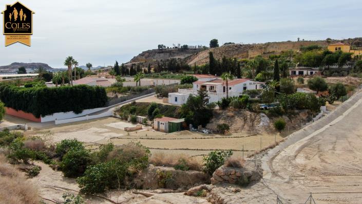 Image No.3-6 Bed Villa / Detached for sale