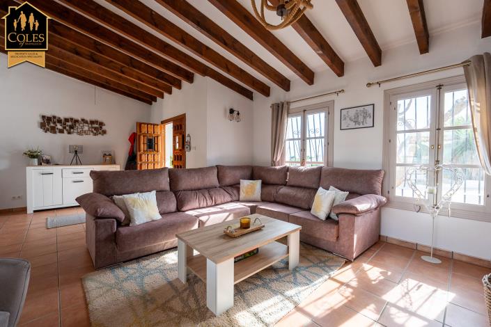 Image No.15-6 Bed Villa / Detached for sale