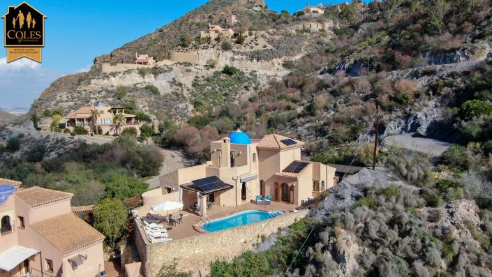 Image No.32-3 Bed Villa / Detached for sale