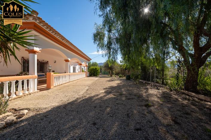 Image No.6-6 Bed Villa / Detached for sale