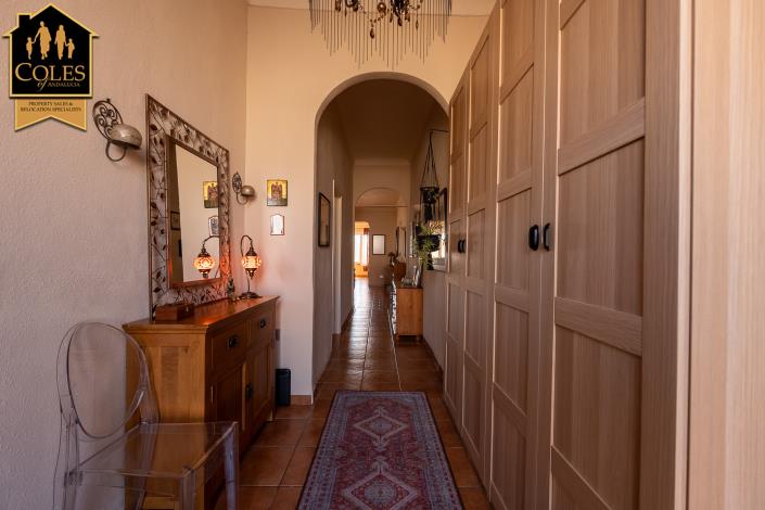 Image No.12-3 Bed Villa for sale