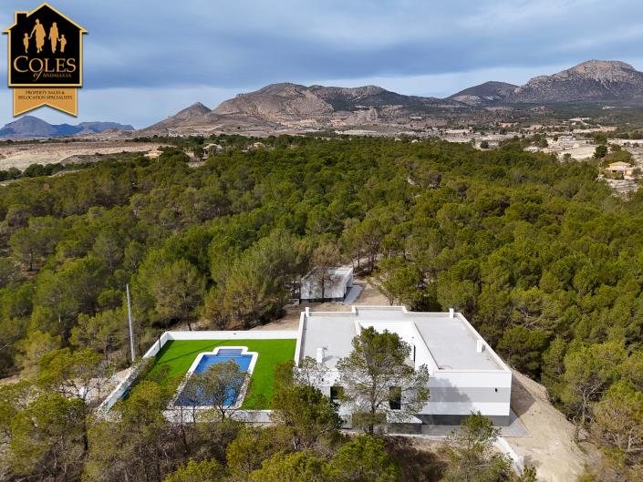 Image No.4-3 Bed Villa / Detached for sale