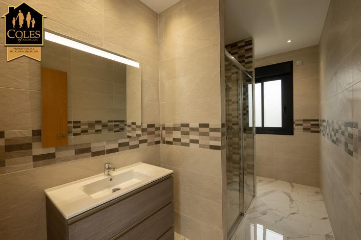 Image No.18-3 Bed Villa / Detached for sale