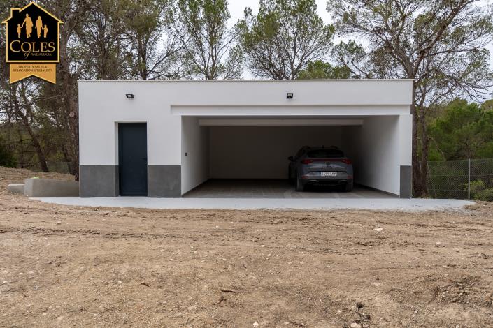 Image No.26-3 Bed Villa / Detached for sale