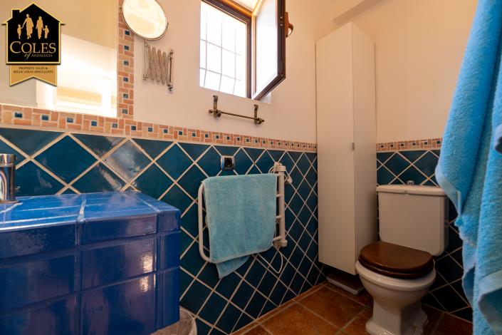 Image No.31-3 Bed Villa / Detached for sale