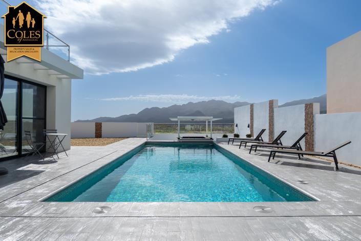 Image No.4-3 Bed Villa / Detached for sale