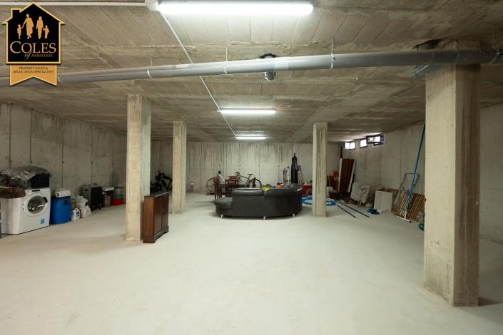 Image No.31-3 Bed Villa / Detached for sale