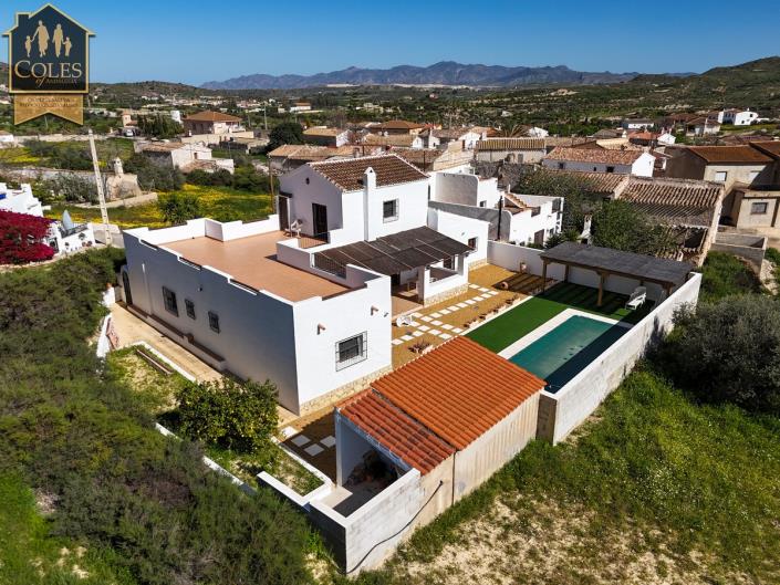 Image No.9-4 Bed Villa / Detached for sale