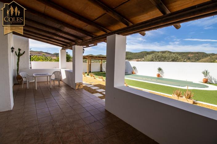 Image No.15-4 Bed Villa / Detached for sale