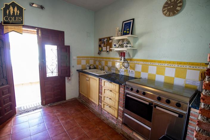 Image No.43-4 Bed Villa / Detached for sale