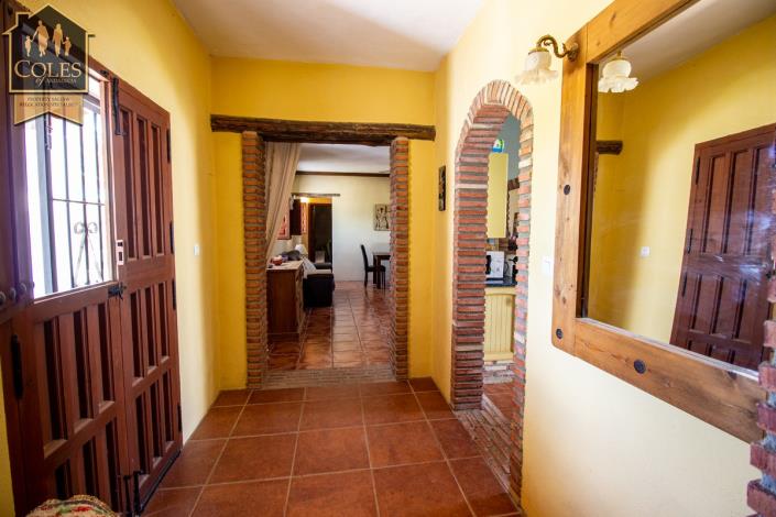 Image No.44-4 Bed Villa / Detached for sale