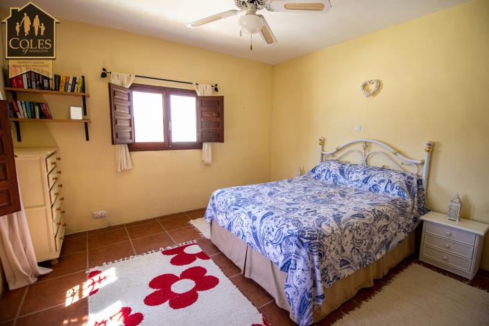 Image No.50-4 Bed Villa / Detached for sale