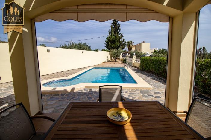 Image No.6-3 Bed Villa / Detached for sale