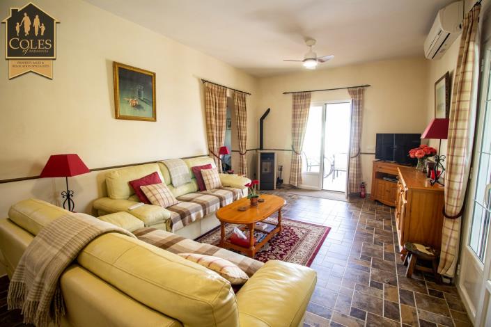 Image No.21-3 Bed Villa / Detached for sale