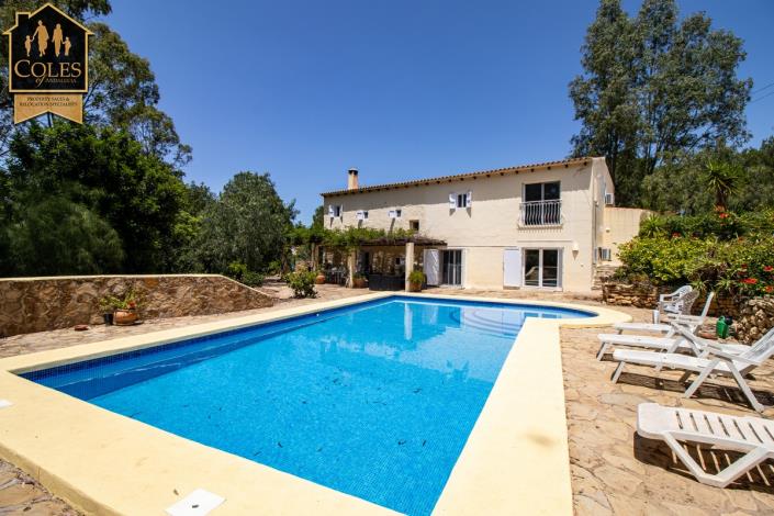 Image No.3-5 Bed Villa / Detached for sale