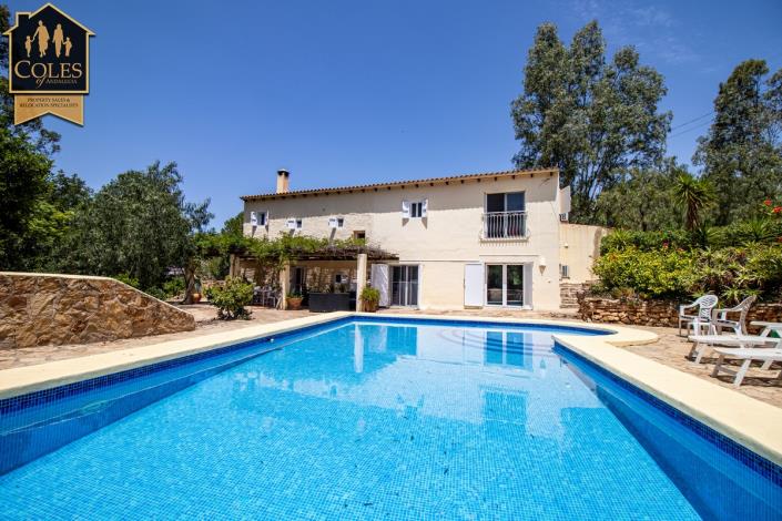 Image No.5-5 Bed Villa / Detached for sale