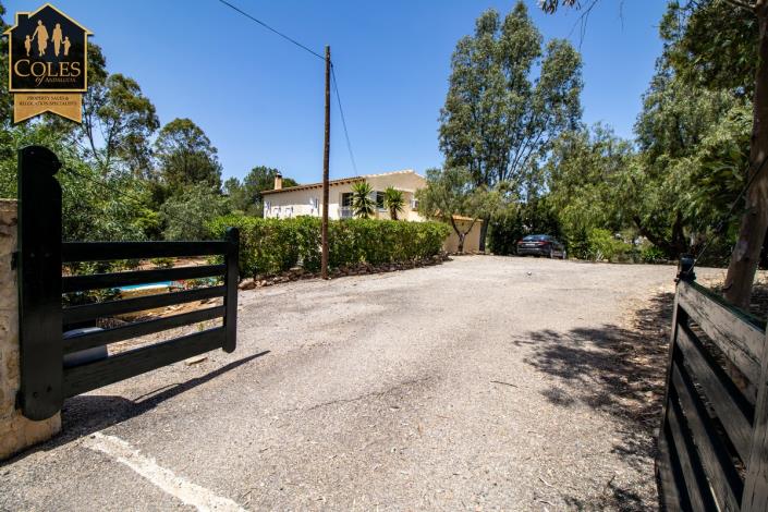 Image No.12-5 Bed Villa / Detached for sale