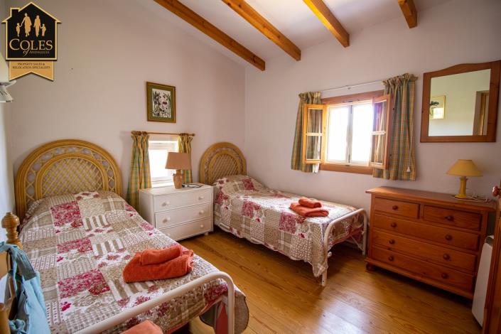 Image No.51-5 Bed Villa / Detached for sale