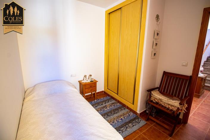 Image No.32-3 Bed Townhouse for sale