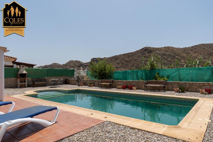 Image No.3-4 Bed Villa / Detached for sale