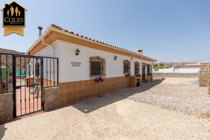 Image No.9-4 Bed Villa / Detached for sale