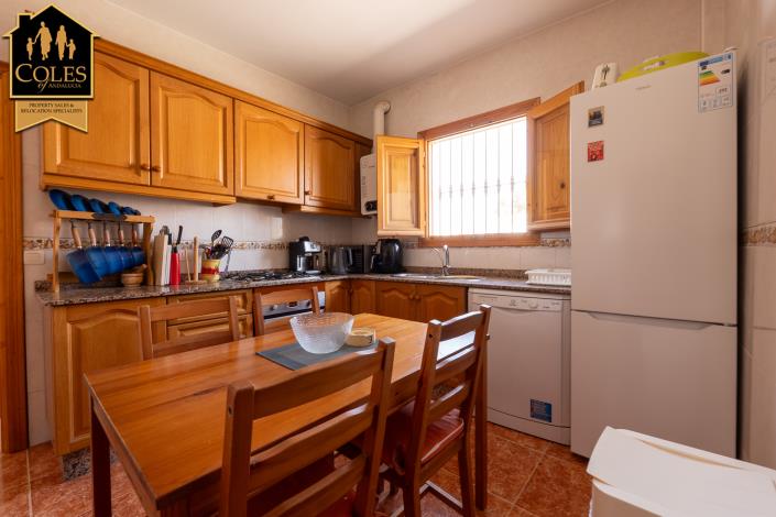 Image No.14-4 Bed Villa / Detached for sale