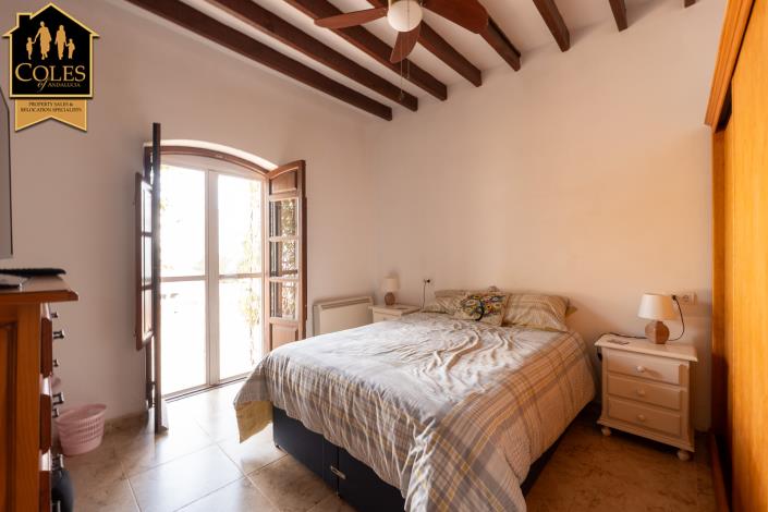Image No.17-5 Bed Cortijo for sale