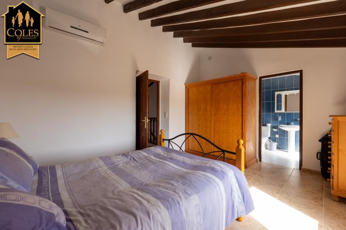 Image No.22-5 Bed Cortijo for sale