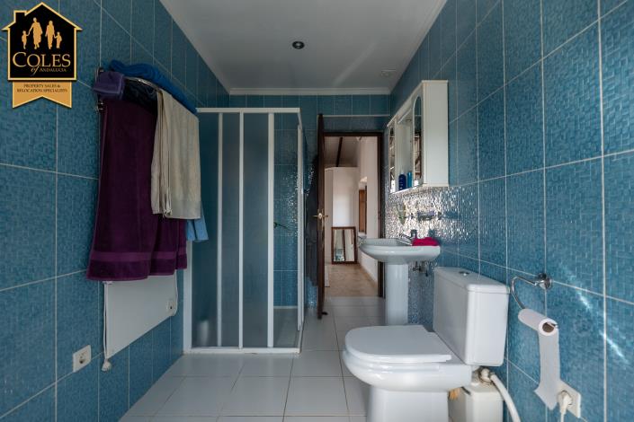 Image No.30-5 Bed Cortijo for sale