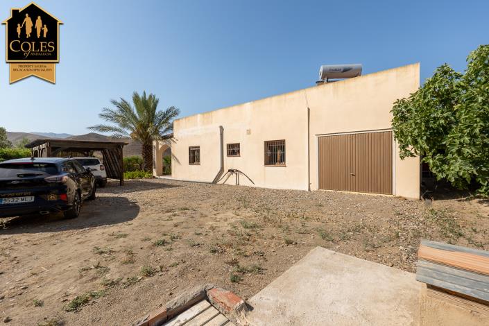 Image No.10-3 Bed Villa / Detached for sale