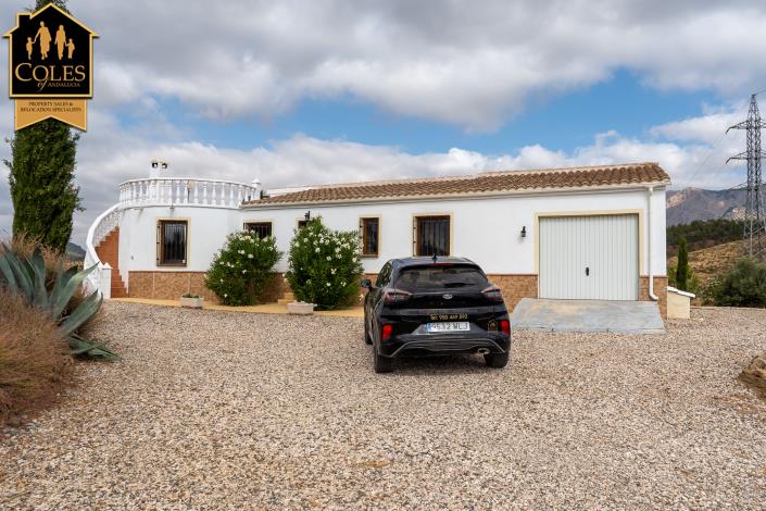 Image No.24-3 Bed Villa / Detached for sale