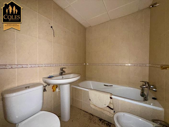 Image No.7-2 Bed Apartment for sale