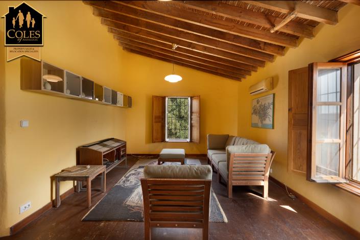 Image No.20-4 Bed Cortijo for sale