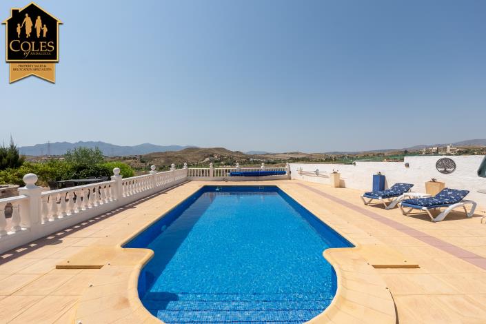 Image No.10-3 Bed Villa / Detached for sale