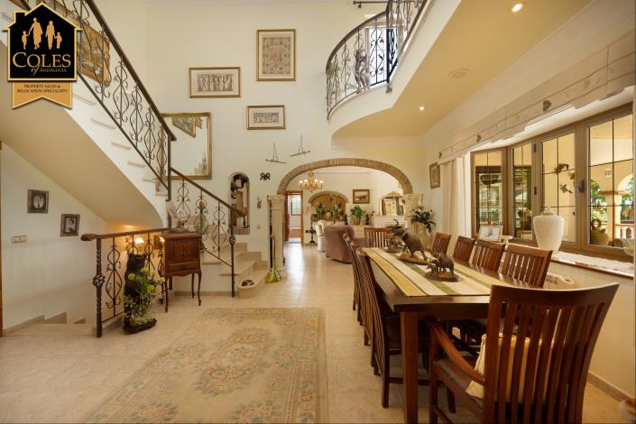 Image No.26-3 Bed Villa / Detached for sale