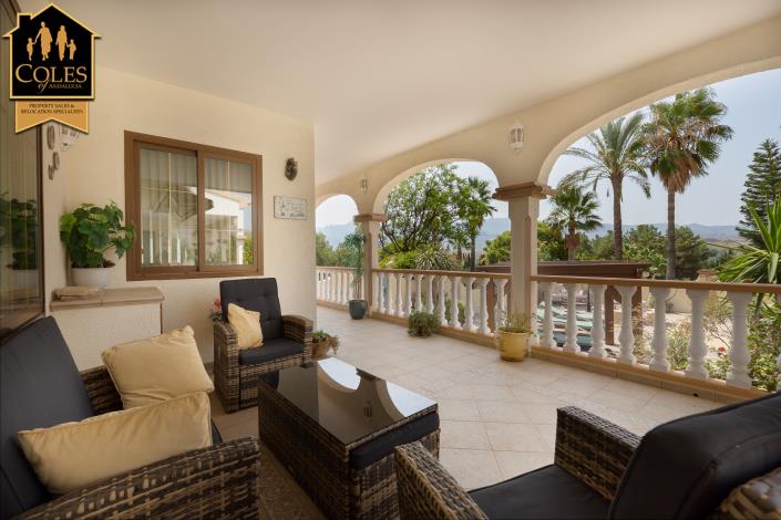 Image No.39-3 Bed Villa / Detached for sale