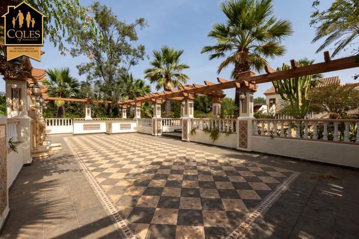 Image No.50-3 Bed Villa / Detached for sale