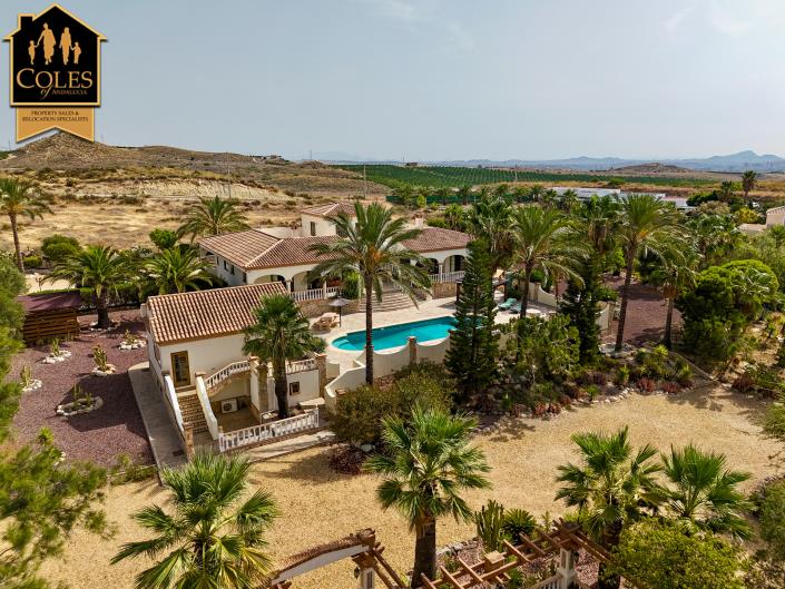 Image No.58-3 Bed Villa / Detached for sale