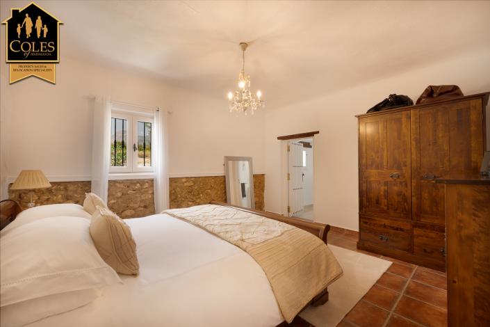 Image No.27-5 Bed Cortijo for sale