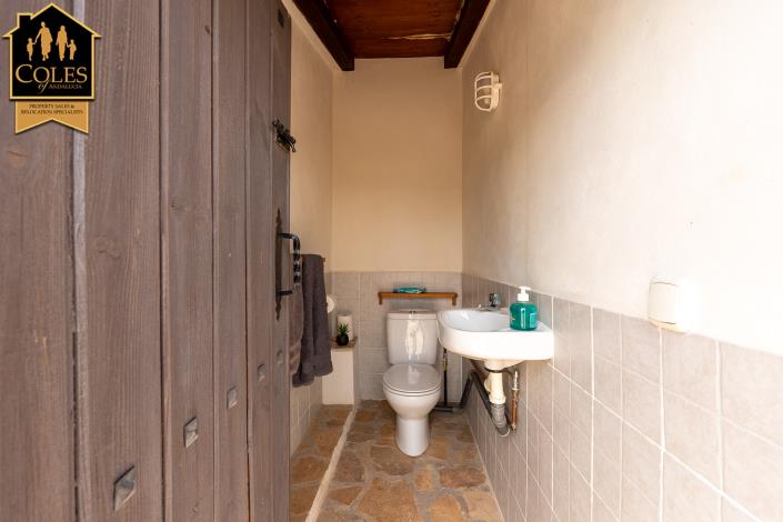 Image No.46-5 Bed Cortijo for sale