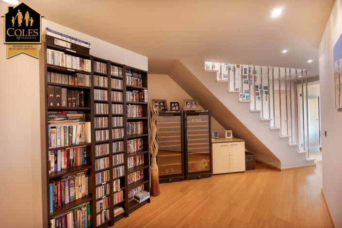 Image No.31-4 Bed Villa / Detached for sale