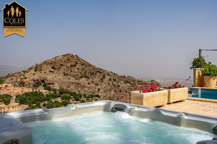 Image No.50-4 Bed Villa / Detached for sale