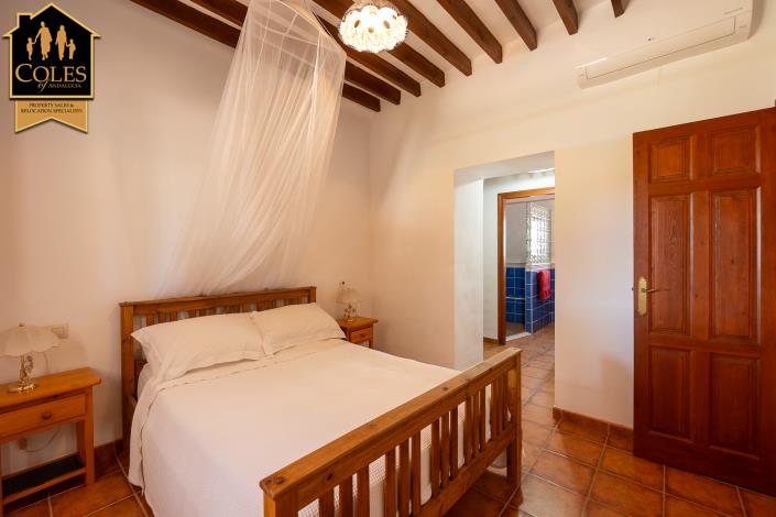 Image No.15-7 Bed Cortijo for sale