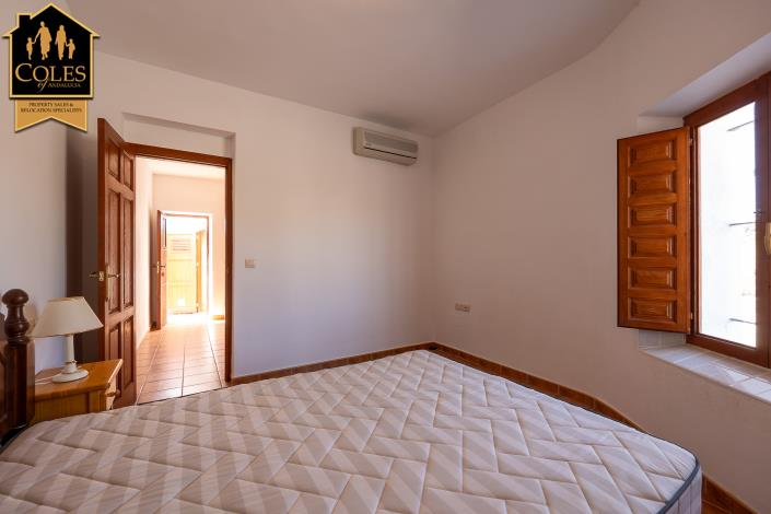 Image No.24-7 Bed Cortijo for sale