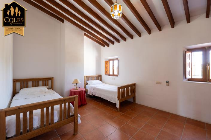 Image No.34-7 Bed Cortijo for sale