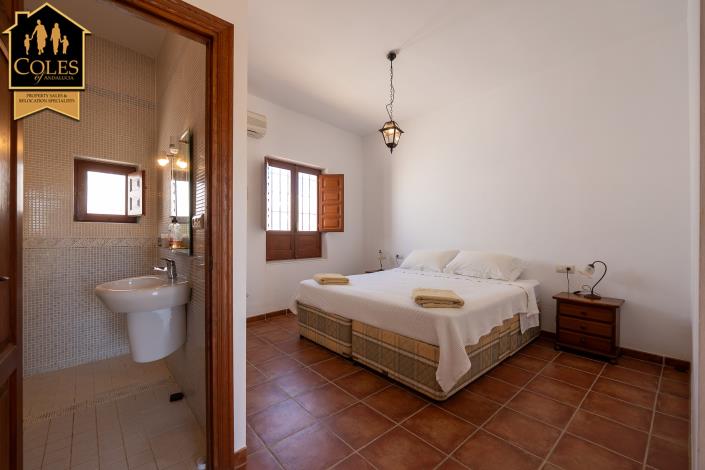 Image No.53-7 Bed Cortijo for sale