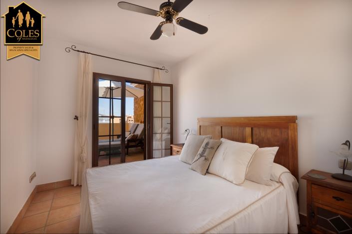 Image No.20-3 Bed Apartment for sale