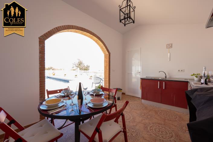 Image No.28-3 Bed Villa / Detached for sale