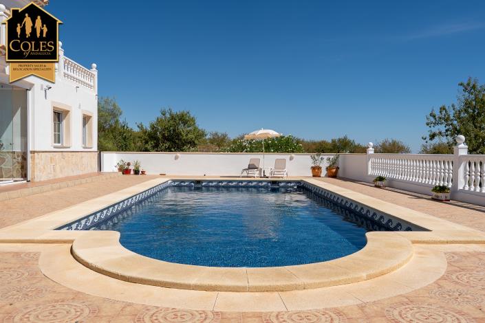 Image No.30-3 Bed Villa / Detached for sale